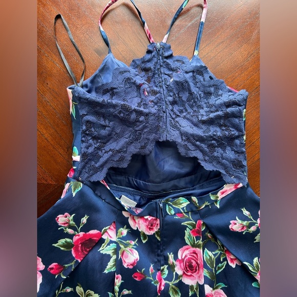 B. SMART Floral women  Dress in Navy and Pink size 15 - Picture 4 of 7